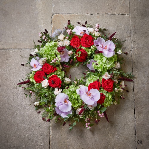 Love   Glamour Wreath