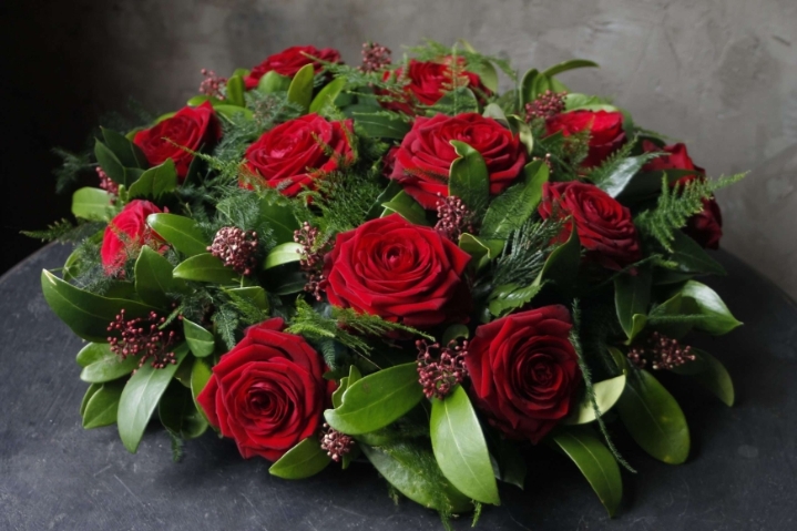 Posy Pad Red Roses