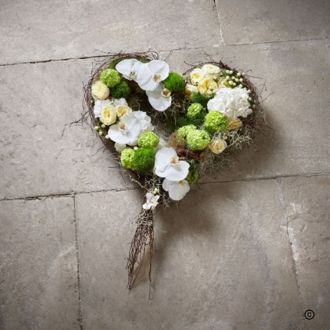 Sustainable   Natural Heart in Fibre Floral